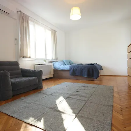 Golden Pear 부다페스트