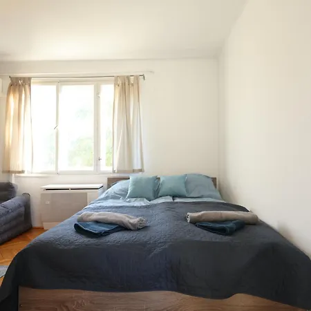 Appartement Golden Pear Boedapest